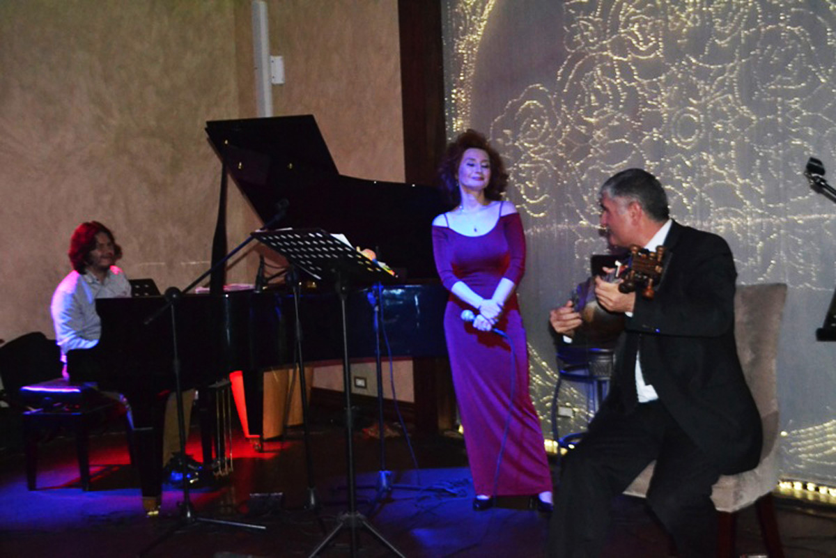 Оперная певица Ойа Эргюн покорила гостей турецкого джаз-фестиваля в Баку (ФОТО)