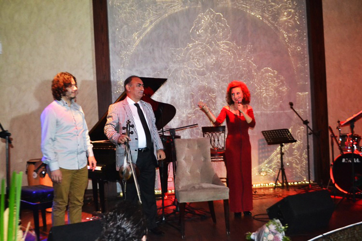 Оперная певица Ойа Эргюн покорила гостей турецкого джаз-фестиваля в Баку (ФОТО)