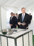 Президент Азербайджана и его супруга приняли участие в церемонии закладки фундамента вагоностроительного завода "Stadler" в Гяндже (ФОТО)