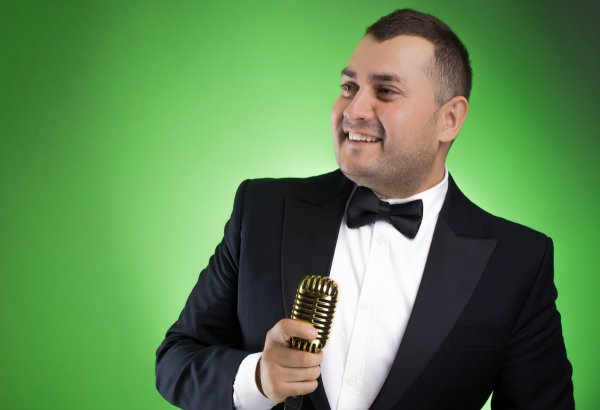 Телеведущий Lider TV снимет клип "Нарды" на песню экстраординарного турецкого певца (аудио)