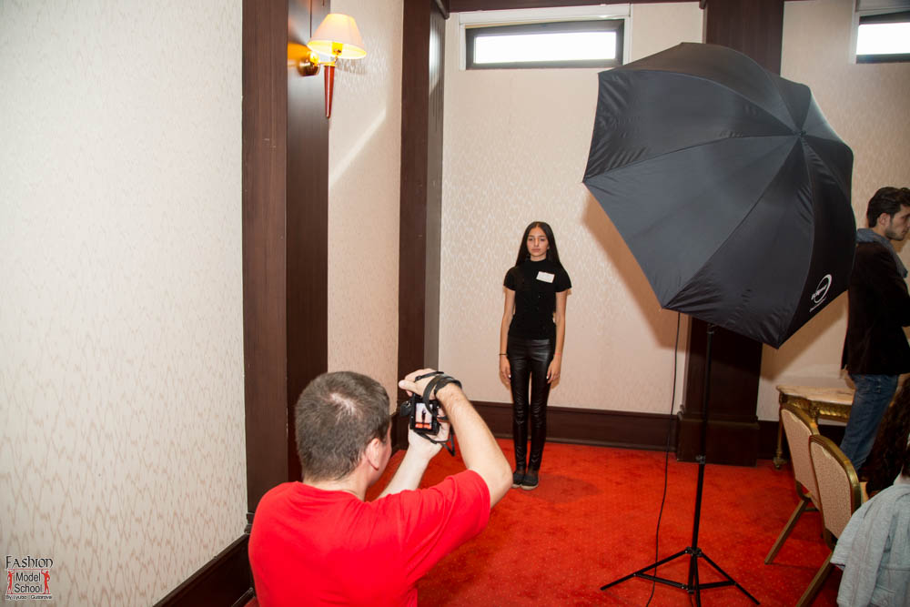 В Баку прошел большой кастинг для участия в fashion - проектах (ФОТО)