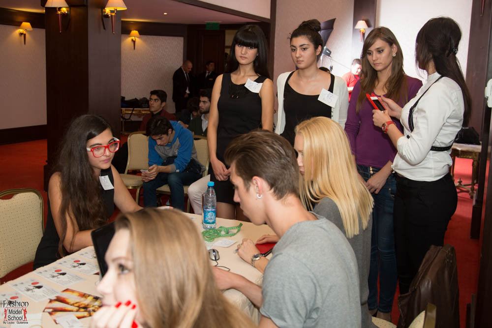 В Баку прошел большой кастинг для участия в fashion - проектах (ФОТО)