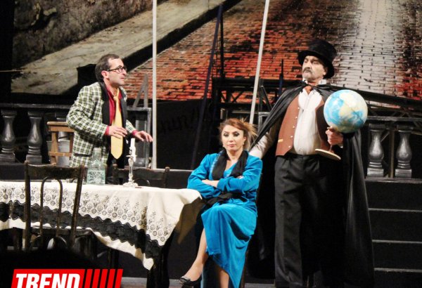 В Аздраме состоялась премьера спектакля "Цилиндр" – любовь возле трупа мужа, или неожиданный поворот… (ФОТО)