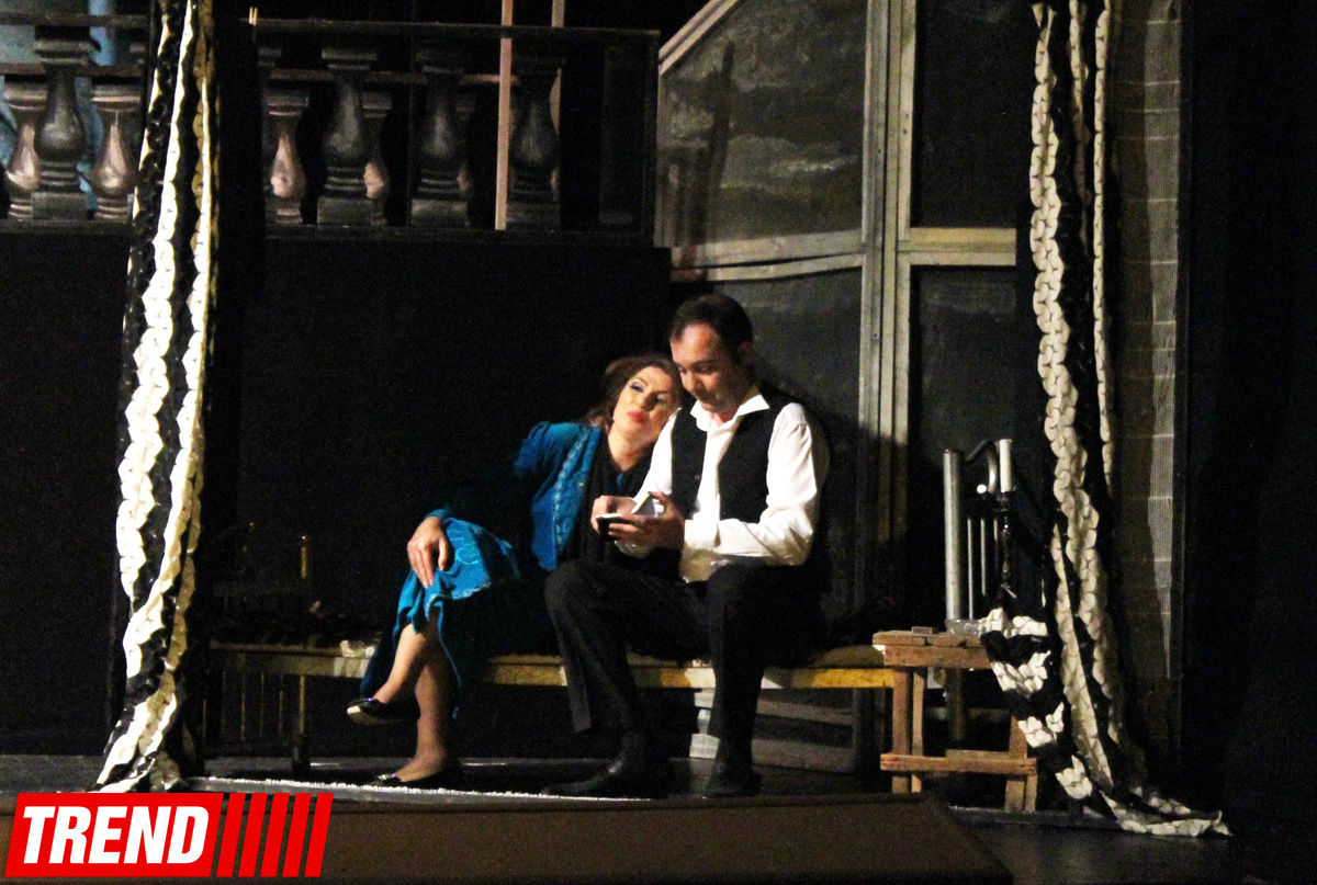 В Аздраме состоялась премьера спектакля "Цилиндр" – любовь возле трупа мужа, или неожиданный поворот… (ФОТО)