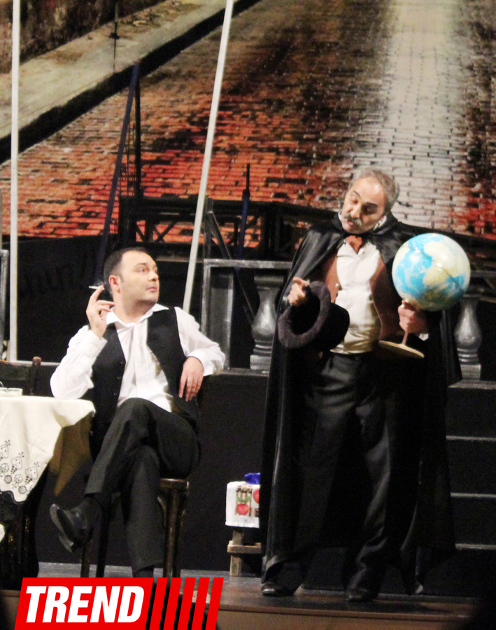 В Аздраме состоялась премьера спектакля "Цилиндр" – любовь возле трупа мужа, или неожиданный поворот… (ФОТО)