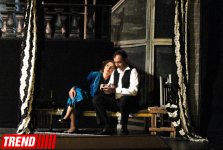 В Аздраме состоялась премьера спектакля "Цилиндр" – любовь возле трупа мужа, или неожиданный поворот… (ФОТО)