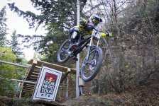 Впервые в Азербайджане известный мастер даунхилла представит шоу "Местный герой" (ФОТО)