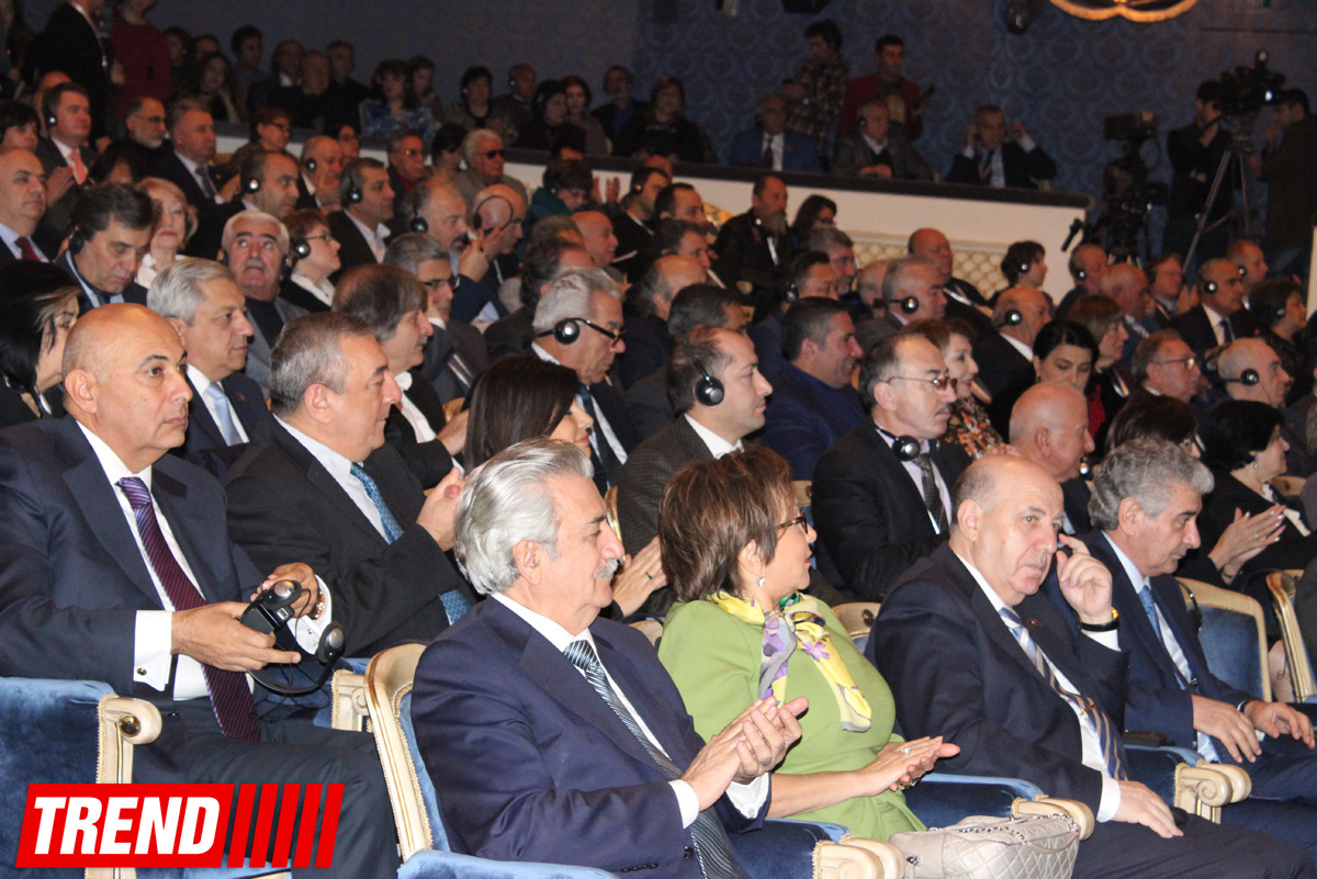 В Баку состоялось открытие III Международной театральной конференции (ФОТО)
