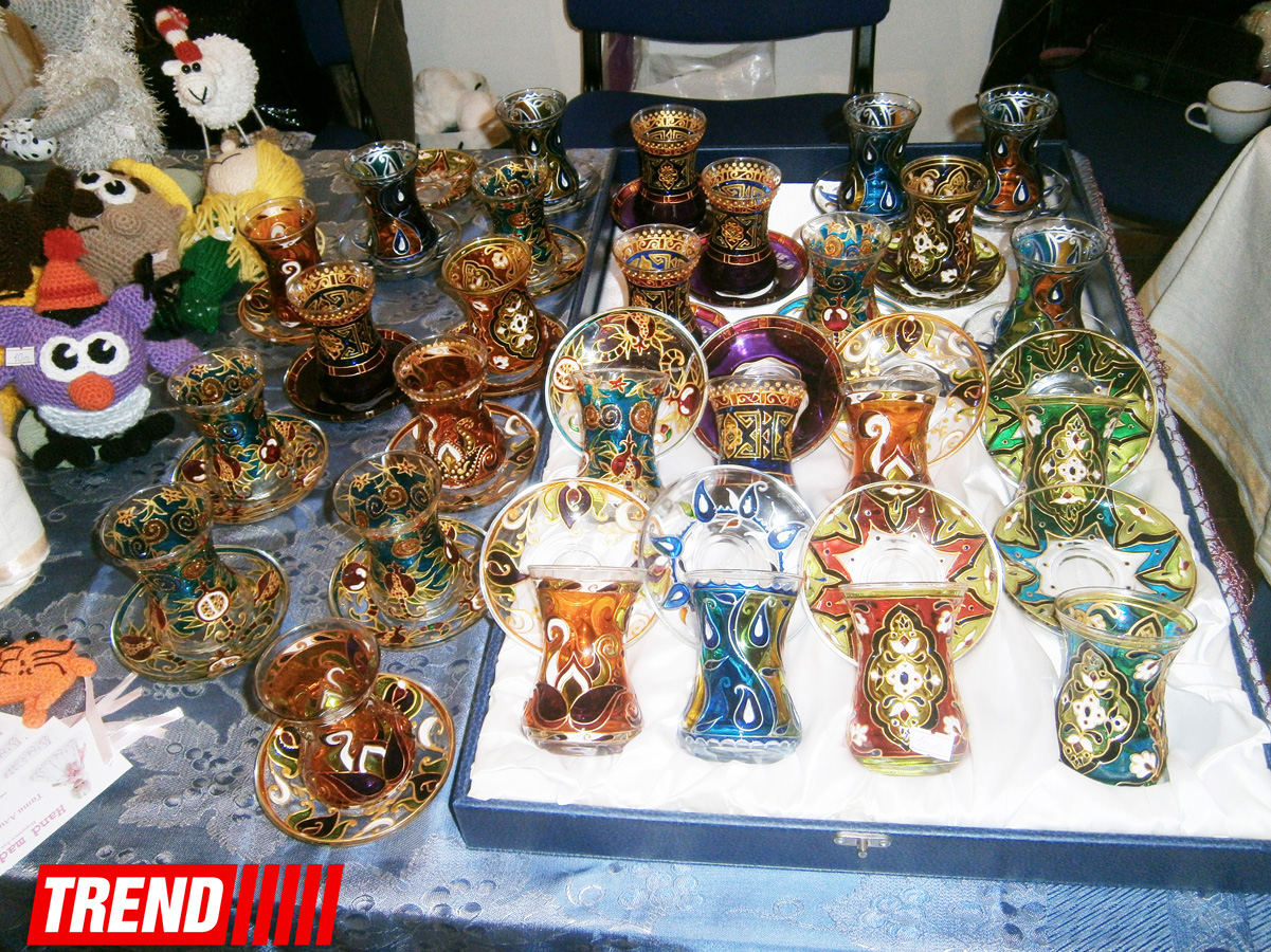 Ковровые орнаменты народных умельцев - фестиваль в Баку (ФОТО)