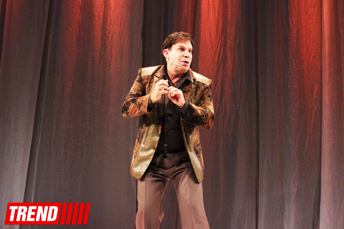 Парижу не догнать Баку! – Ефим Шифрин (ФОТО)