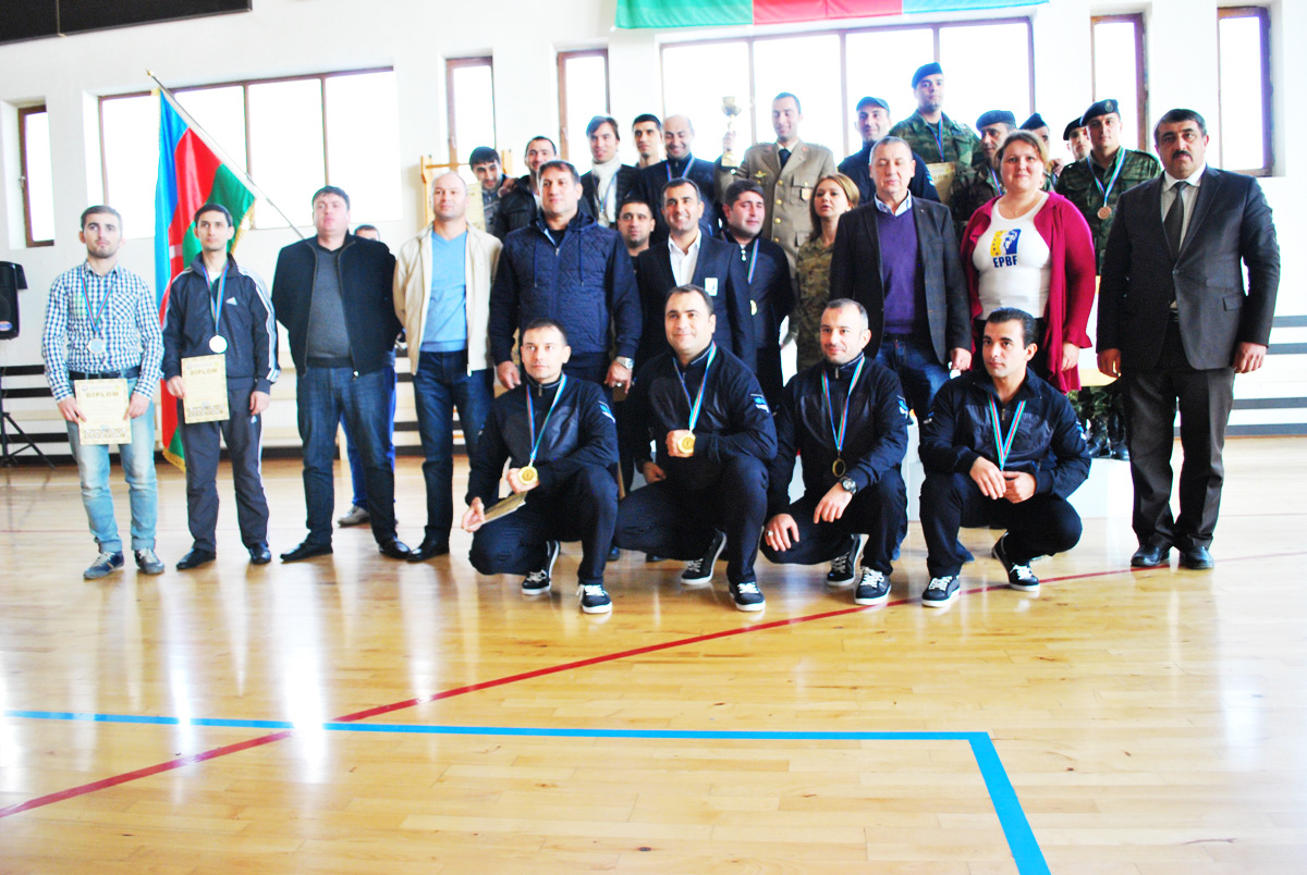 Команда МЧС стала победителем чемпионата Азербайджана по пейнтболу (ФОТО)