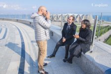 Севара Назархан выразила восхищение Площадью Государственного флага в Баку (ФОТО)