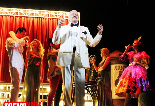 Триумф АРТИСТА! Юбилей Гаджимурада Ягизарова в премьере спектакля "Артист и его тень" (ФОТО)