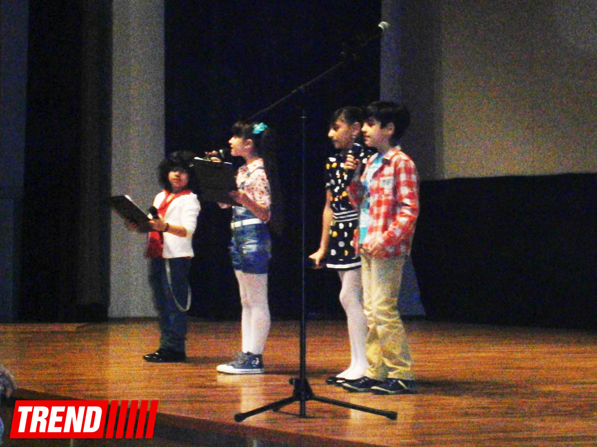 Пионеры из фильма "Волшебный халат" отметили юбилей в Баку: "Читракуда-читракуда..." (ФОТО)