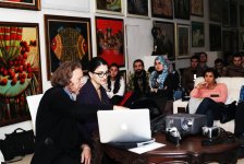 Испанский фотограф провел мастер-класс в Баку (ФОТО)