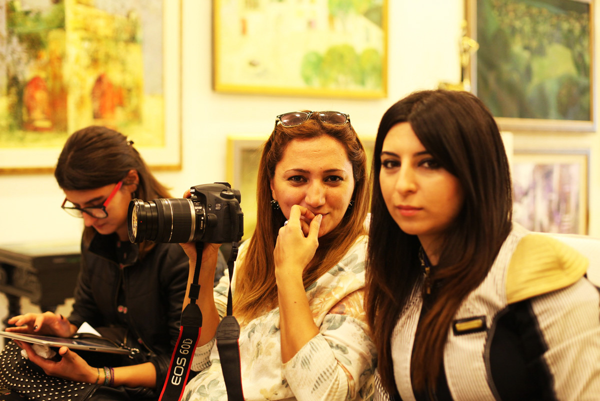 Испанский фотограф провел мастер-класс в Баку (ФОТО)