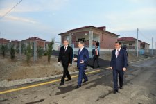 Президент Ильхам Алиев принял участие в открытии нового поселка, построенного в Гяндже для вынужденных переселенцев (ФОТО)