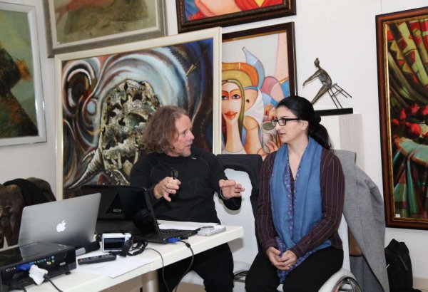 В Баку прошел мастер-класс Джеральда Кирнана, посвященный фотографиям интерьера (ФОТО)