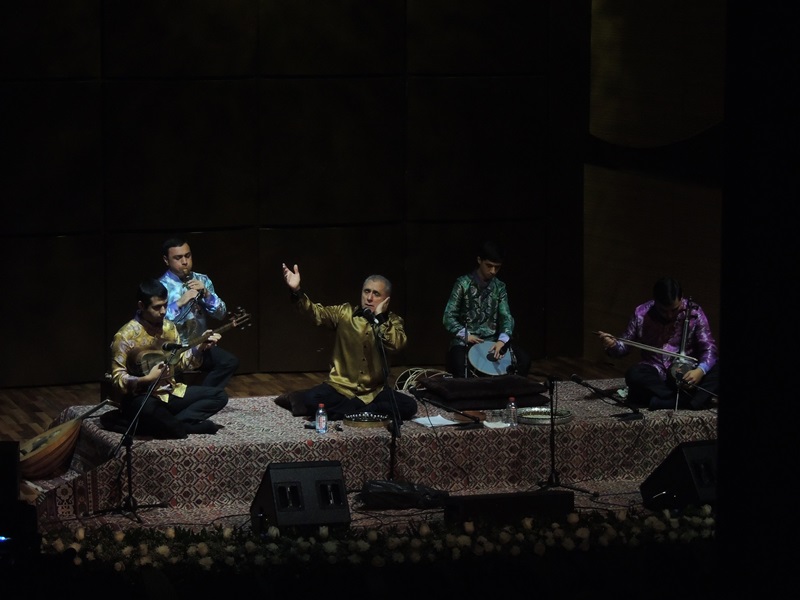 В Баку прошел волшебный вечер мугама отца и дочери Алима и Ферганы Гасымовых  (ФОТО)