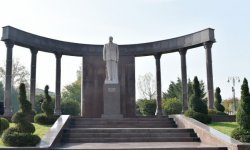 Президент Ильхам Алиев прибыл в Шамкирский район (ФОТО)