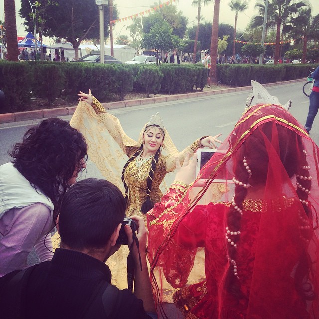 Фатима Фаталиева приняла участие в параде - Мерсинский фестиваль цитрусовых фруктов (ФОТО)