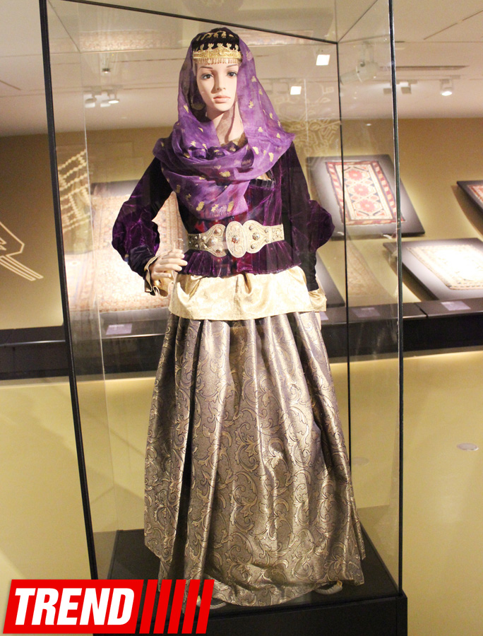 Великолепие азербайджанских женских национальных костюмов (ФОТО)