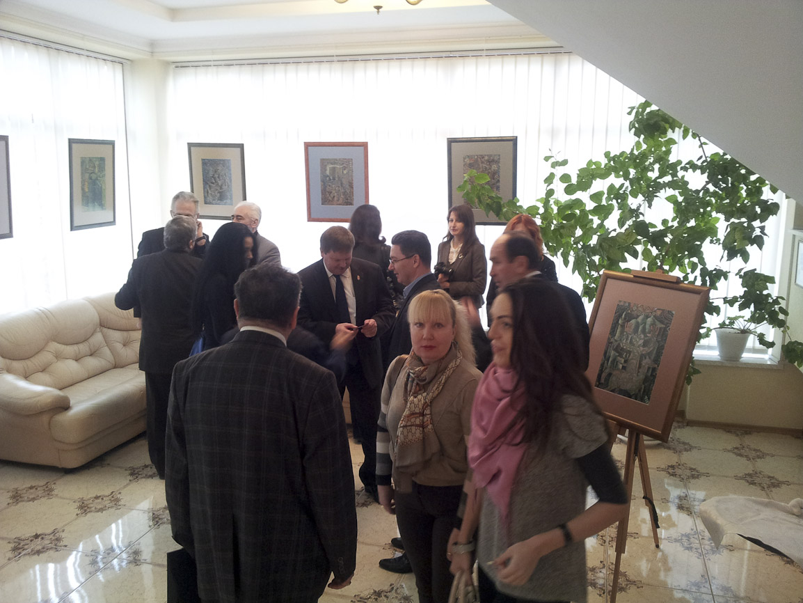 В Кишиневе прошла выставка азербайджанского художника Мир-Теймура Мамедова (ФОТО)