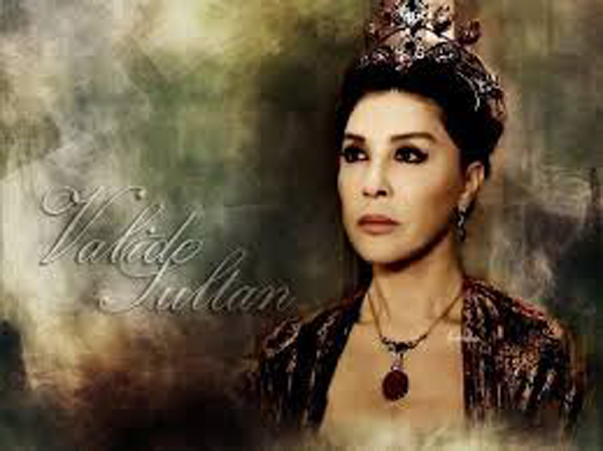 В Баку приедет мать Султана Сулеймана из фильма "Великолепный век" (ФОТО)