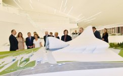 Президент Азербайджана и его супруга приняли участие в приеме в честь участников 43-й Генеральной Ассамблеи Европейского Олимпийского комитета (ФОТО)