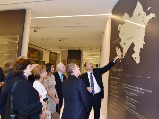 Президент Азербайджана и его супруга приняли участие в приеме в честь участников 43-й Генеральной Ассамблеи Европейского Олимпийского комитета (ФОТО)