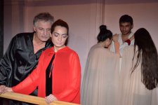 В Баку состоялась премьера спектакля по пьесе Кямала Абдуллы (ФОТО)