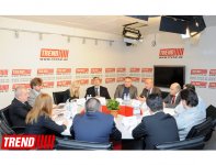 В АМИ Trend прошел «круглый стол» «Постсоветское пространство: цивилизационные аспекты современных кризисов и конфликтов» (ФОТО)