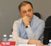 В АМИ Trend прошел «круглый стол» «Постсоветское пространство: цивилизационные аспекты современных кризисов и конфликтов» (ФОТО)