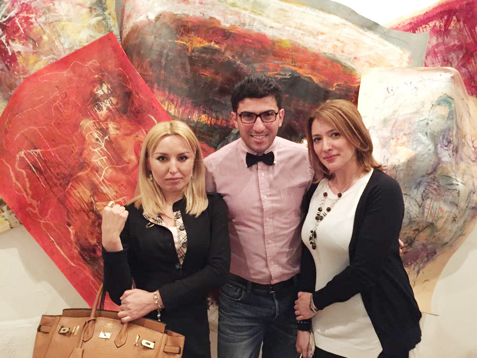 В Баку открылась выставка "Запах женщины" –  красота, нежность и женственность (ФОТО)