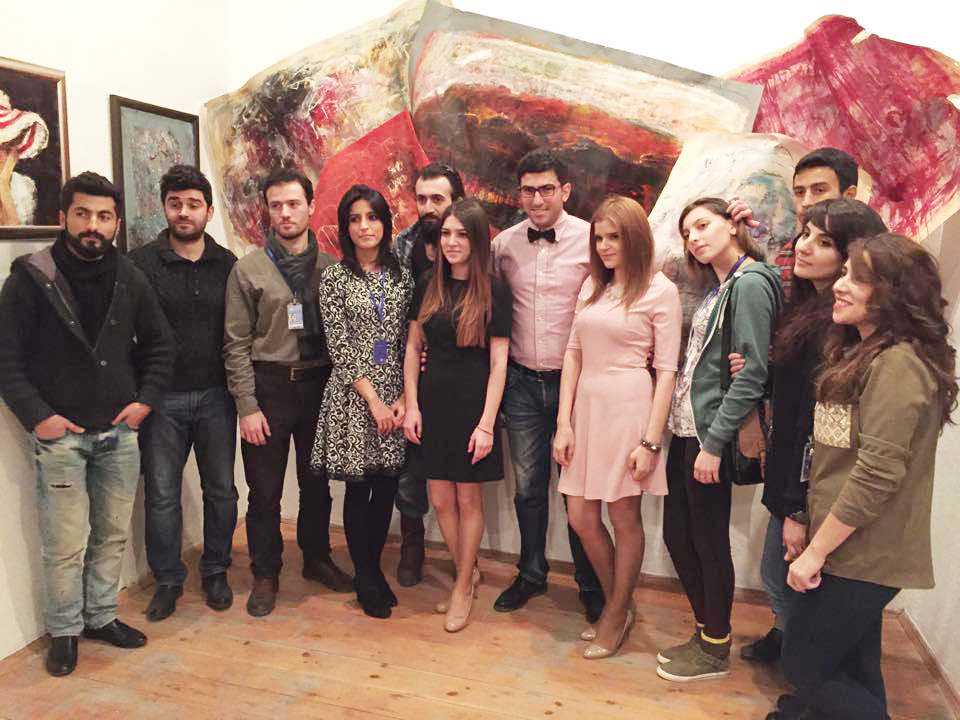 В Баку открылась выставка "Запах женщины" –  красота, нежность и женственность (ФОТО)