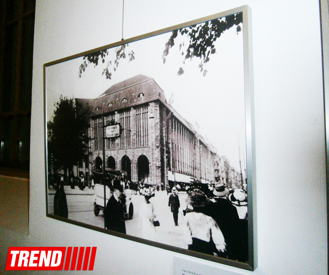 В Баку показали "Париж и Берлин до 1914 года" (ФОТО)