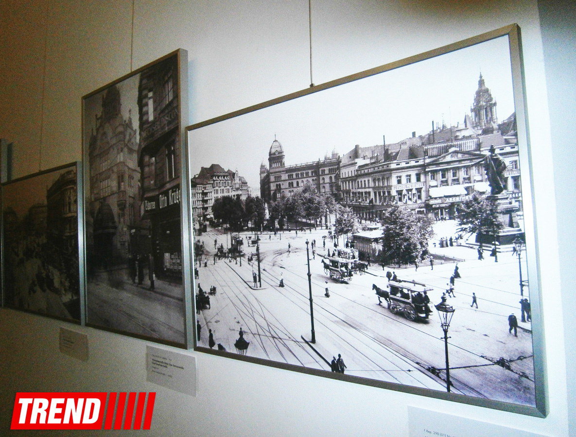 В Баку показали "Париж и Берлин до 1914 года" (ФОТО)