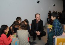 В галерее "YAY" открылась персональная выставка Деяна Калудьеровича "Интервью: Азербайджан" (ФОТО)