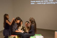 В галерее "YAY" открылась персональная выставка Деяна Калудьеровича "Интервью: Азербайджан" (ФОТО)