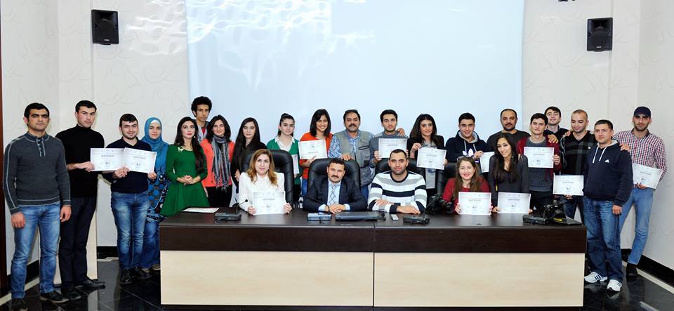 В Баку подвели итоги проекта "Художественная фотография и фотореставрация" (ФОТО)