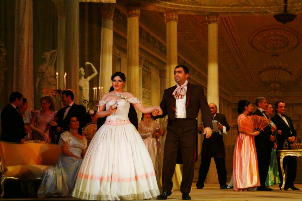 Солист Большого театра Эльчин Азизов с большим успехом выступил на родине (ФОТО)