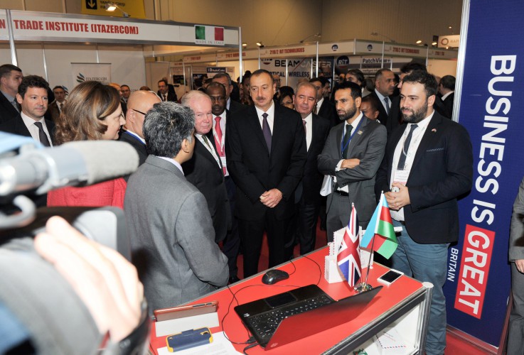 Президент Азербайджана принял участие в открытии выставки "Bakutel-2014"  (ФОТО)
