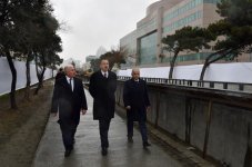 Президент Ильхам Алиев ознакомился с ходом работ в комплексе фонтанов и водопадов в Хатаинском районе Баку (ФОТО)