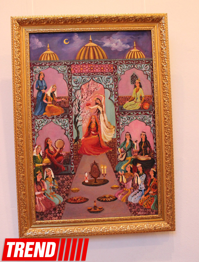 Азербайджанские национальные костюмы глазами художников  - награждение участников выставки (ФОТО)