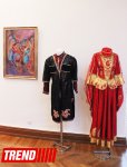 Азербайджанские национальные костюмы глазами художников  - награждение участников выставки (ФОТО)