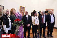 Азербайджанские национальные костюмы глазами художников  - награждение участников выставки (ФОТО)