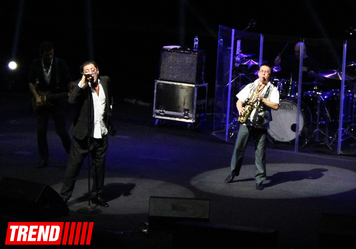 В Баку прошло феерическое шоу Григория Лепса – экспрессия неординарного певца  (ФОТО)