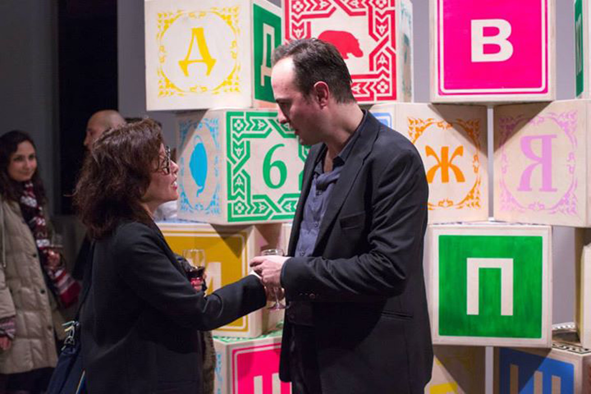 В галерее "YAY" открылась персональная выставка Деяна Калудьеровича "Интервью: Азербайджан" (ФОТО)