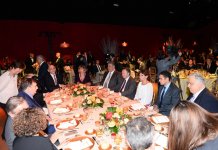 Первая леди Азербайджана Мехрибан Алиева наблюдала за товарищеской встречей азербайджанских и французских борцов в Париже (ФОТО)