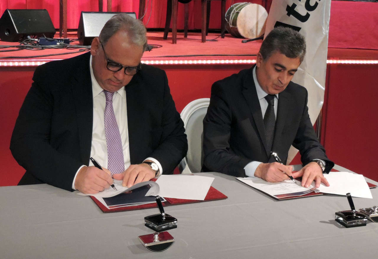 Первая леди Азербайджана Мехрибан Алиева наблюдала за товарищеской встречей азербайджанских и французских борцов в Париже (ФОТО)